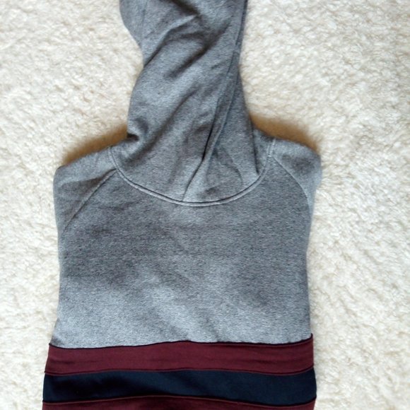 Genuine Goods Boy's Size XL Pullover Hoodie - Picture 2 of 3